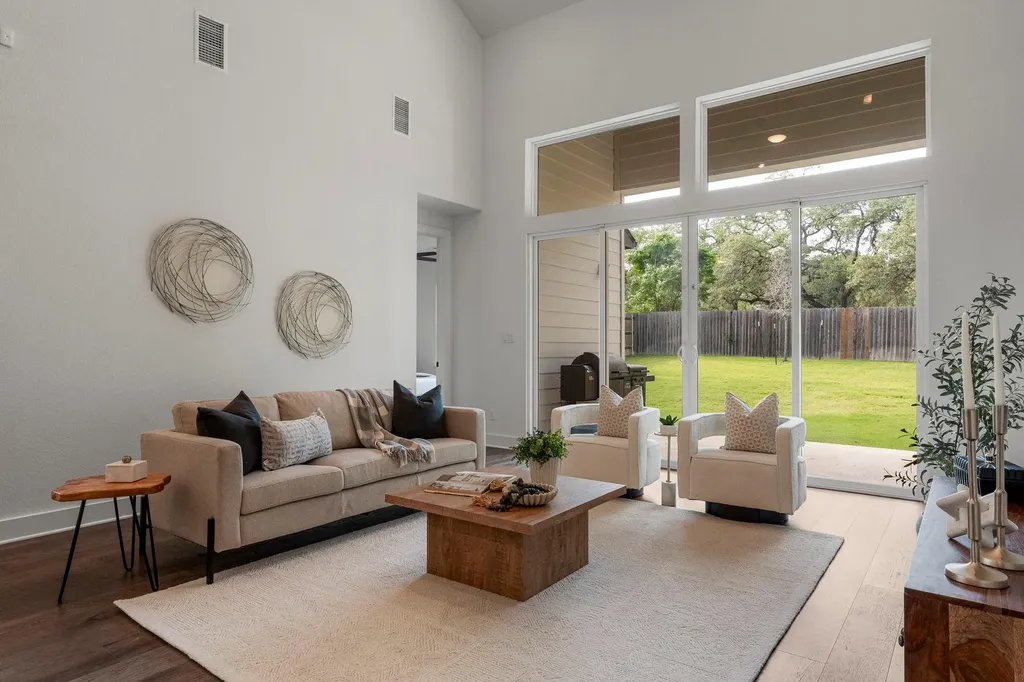 305 Comfort Maple Lane Dripping Springs TX 78620