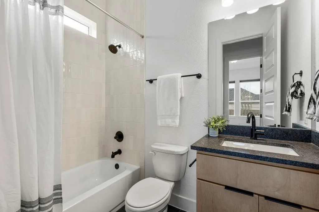 305 Comfort Maple Lane Dripping Springs TX 78620