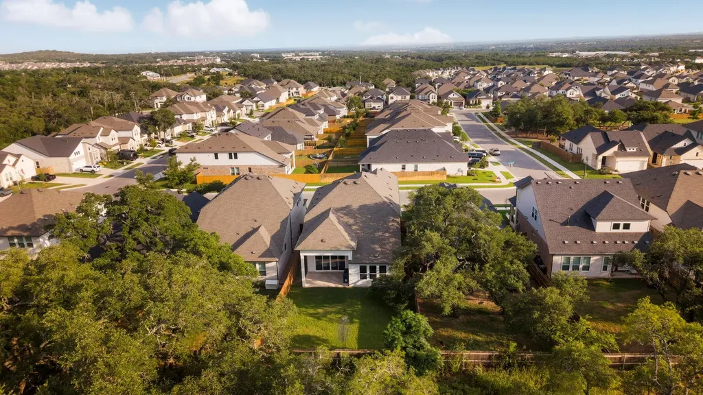 305 Comfort Maple Lane Dripping Springs TX 78620
