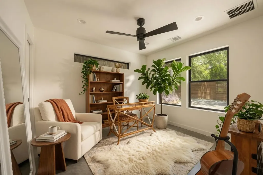 804 W Annie Street Austin TX 78704