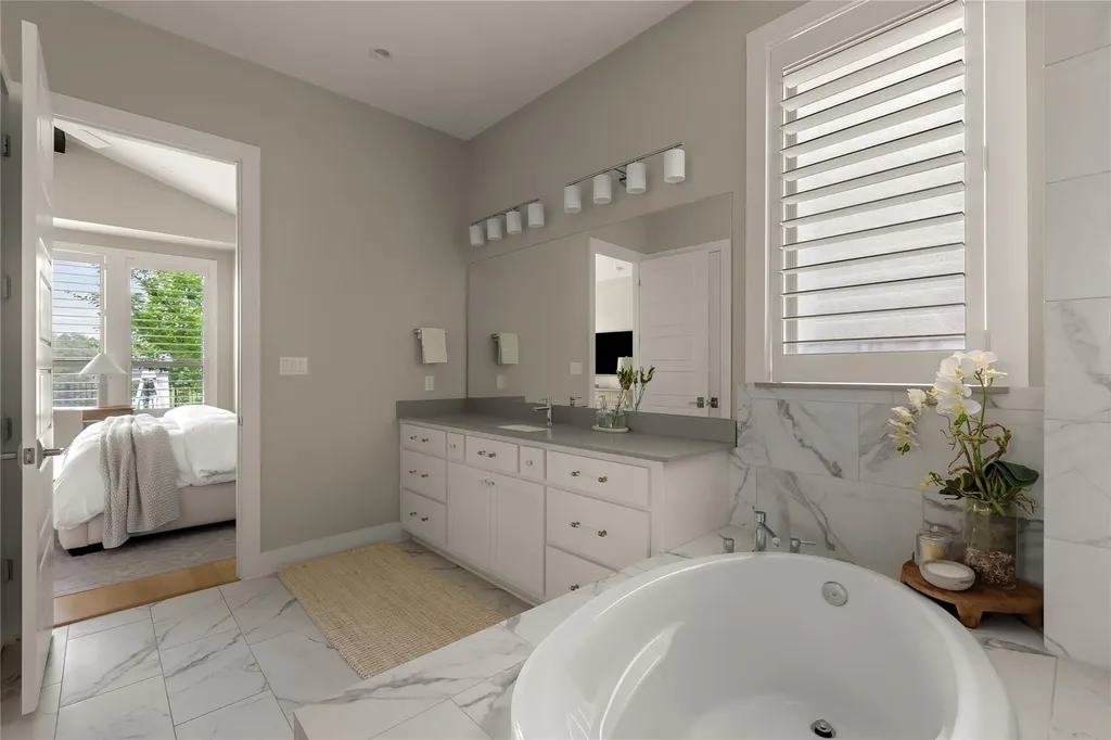 4314 Flameleaf Sumac Drive Austin TX 78738