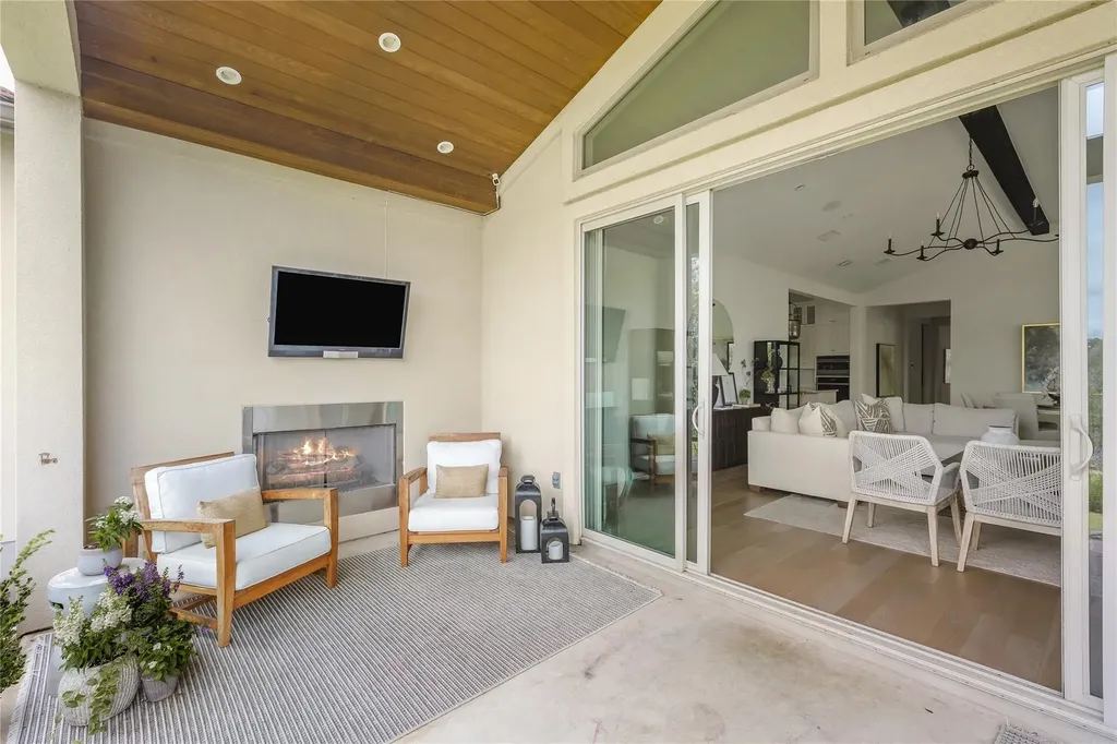 4314 Flameleaf Sumac Drive Austin TX 78738