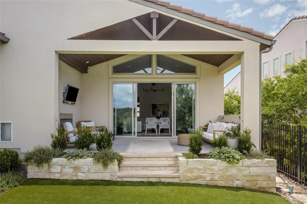 4314 Flameleaf Sumac Drive Austin TX 78738