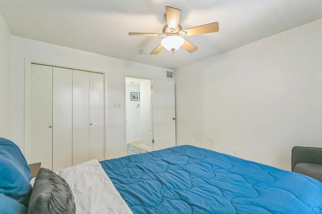 300 Crockett Street Austin TX 78704