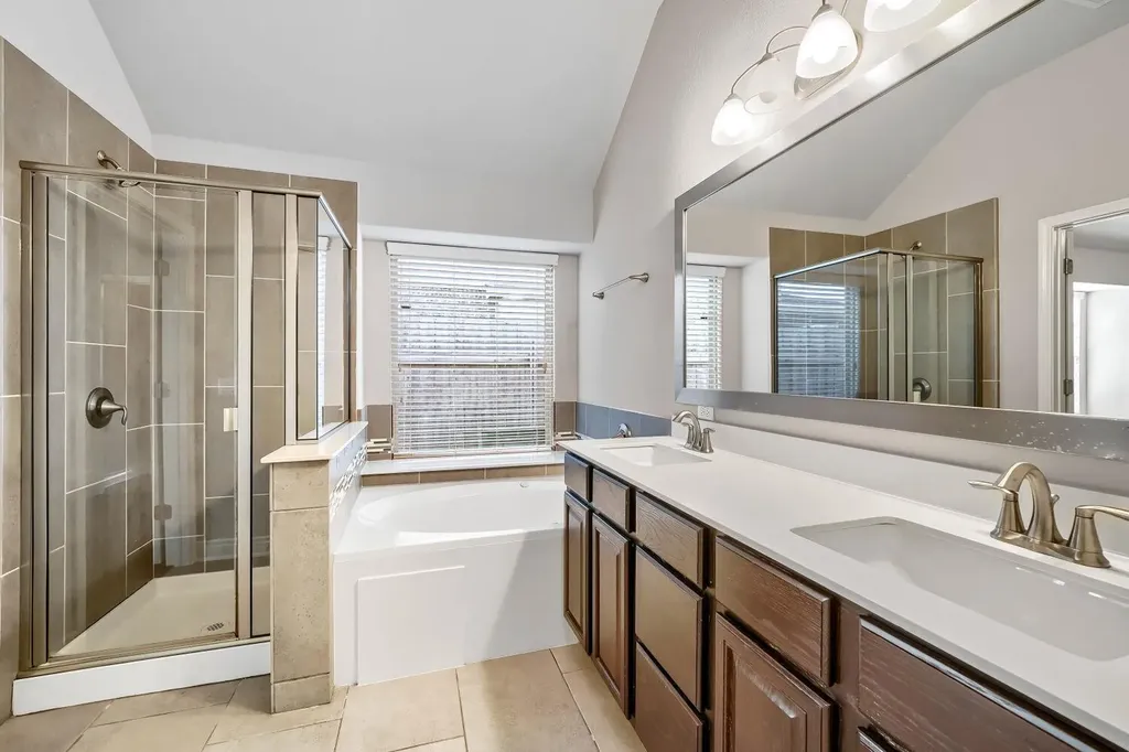 2404 Spanish Camp Cove Austin TX 78725