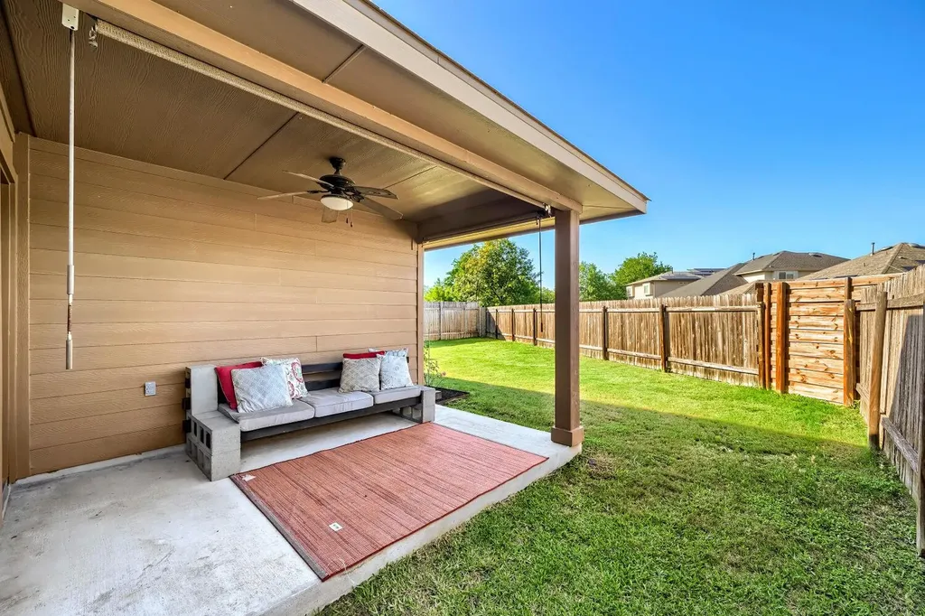 2404 Spanish Camp Cove Austin TX 78725