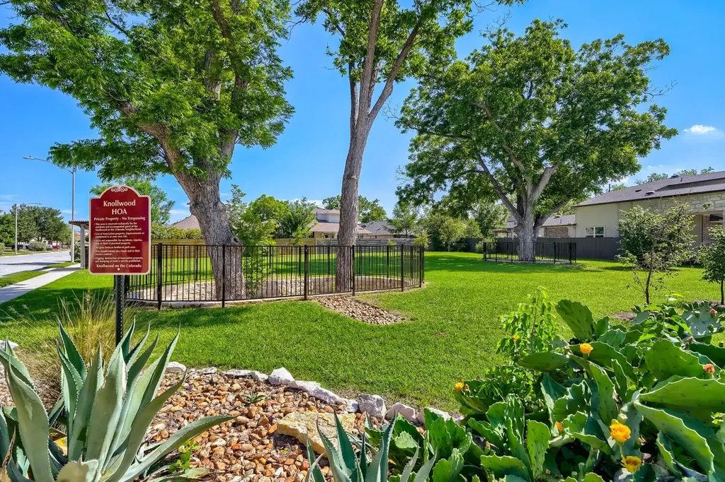 2404 Spanish Camp Cove Austin TX 78725
