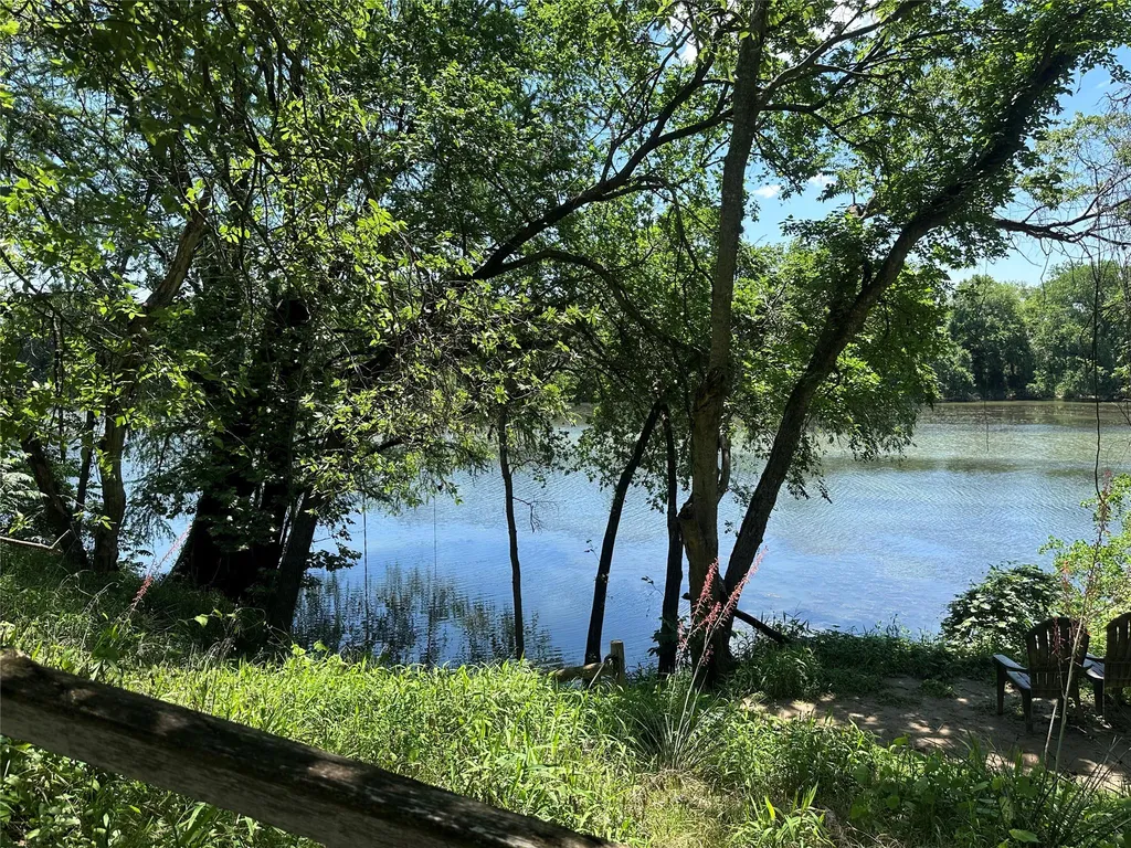 2404 Spanish Camp Cove Austin TX 78725