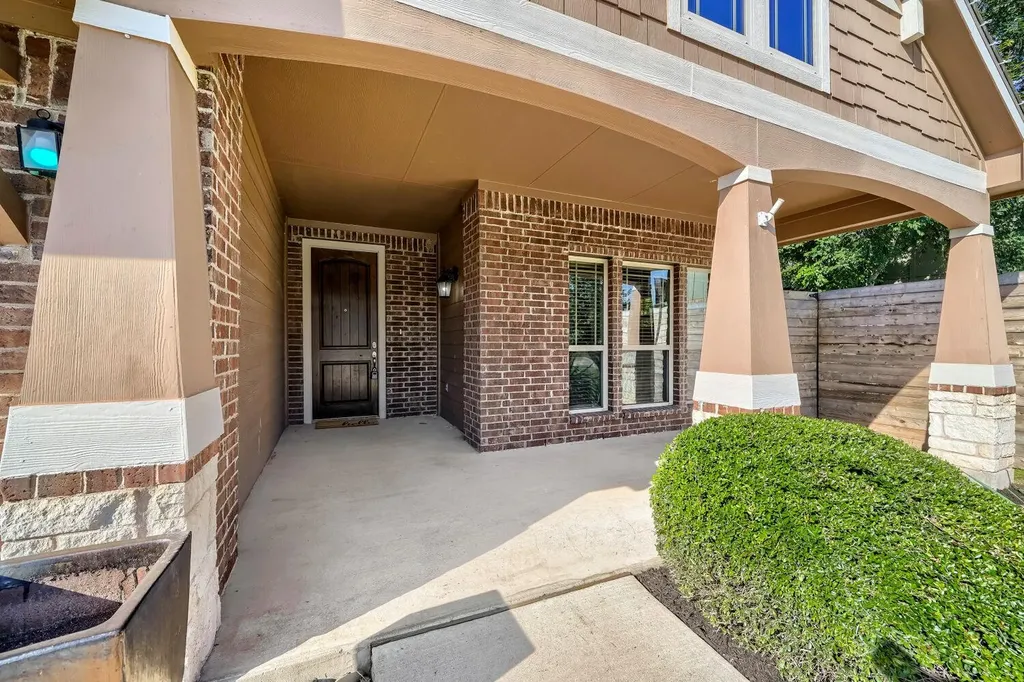 2404 Spanish Camp Cove Austin TX 78725