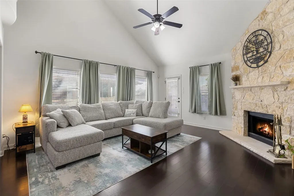 2474 Santa Barbara Loop Round Rock TX 78665