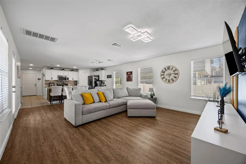17748 Great Basin Avenue Pflugerville TX 78660