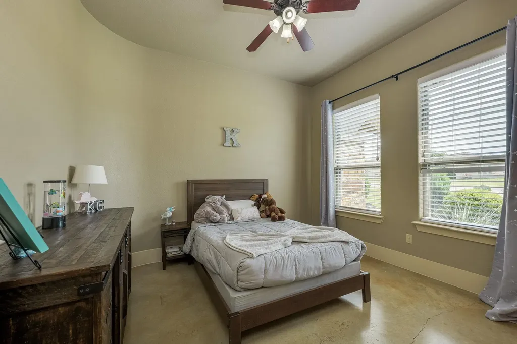 212 Golden Eagle Way Liberty Hill TX 78642