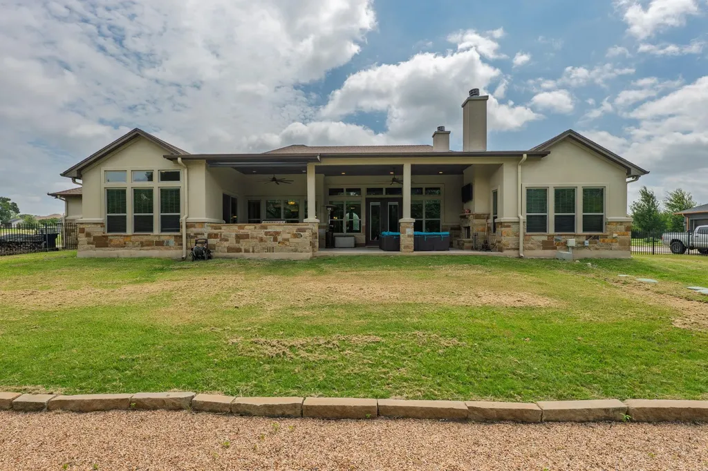 212 Golden Eagle Way Liberty Hill TX 78642