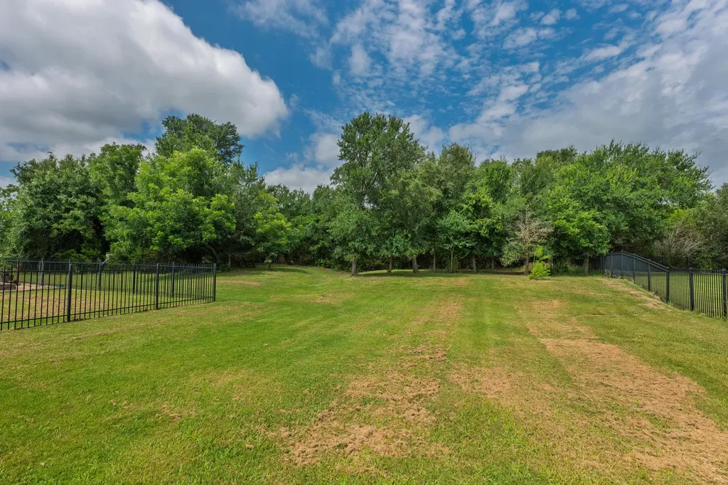 212 Golden Eagle Way Liberty Hill TX 78642