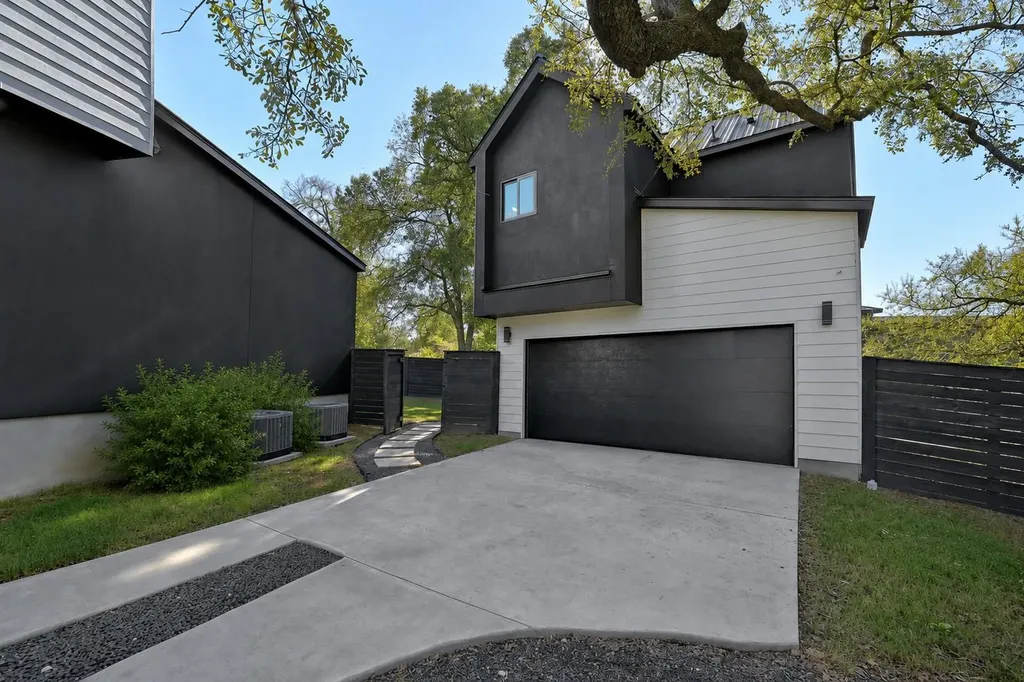 2303 Westworth Circle Austin TX 78704
