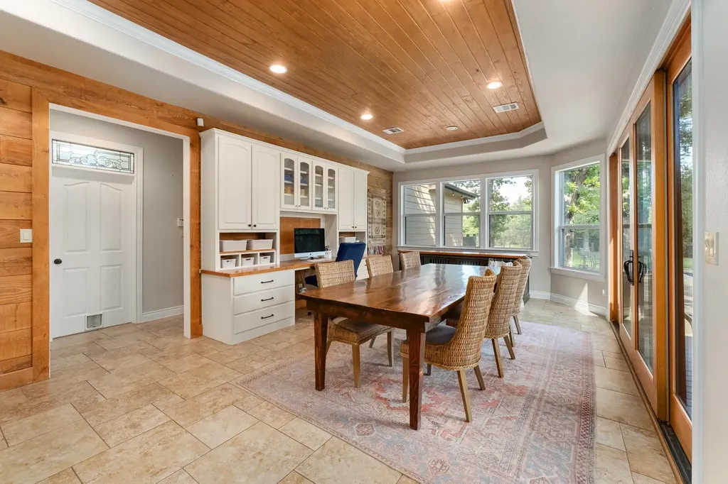 416 Shadywood Lane Dripping Springs TX 78620