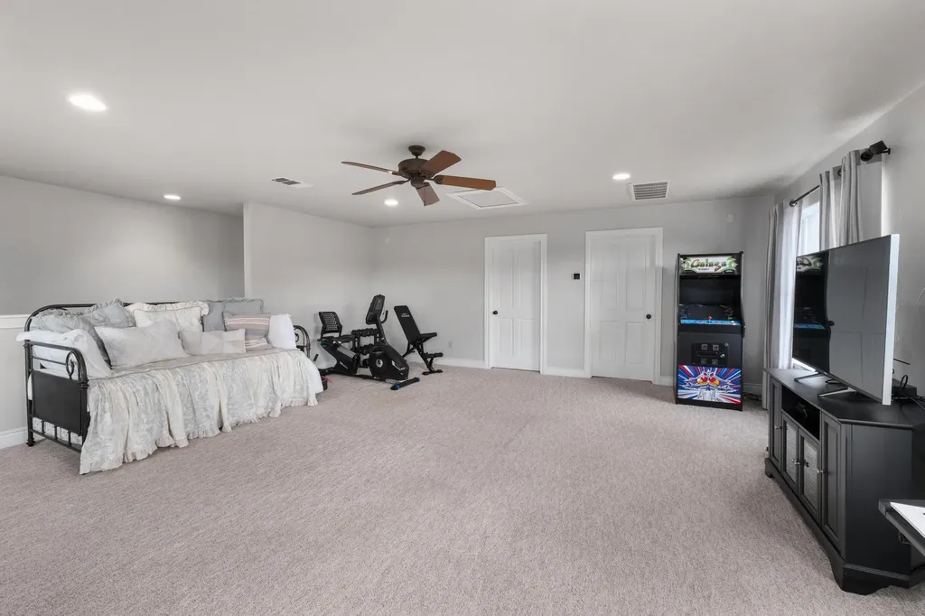 416 Shadywood Lane Dripping Springs TX 78620