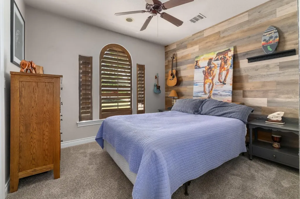 416 Shadywood Lane Dripping Springs TX 78620