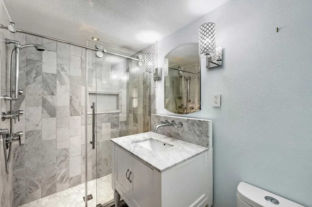 5214 Grover Avenue Austin TX 78756