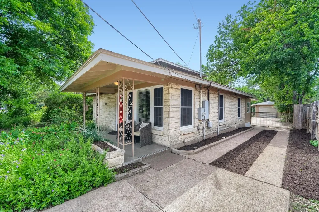 5214 Grover Avenue Austin TX 78756