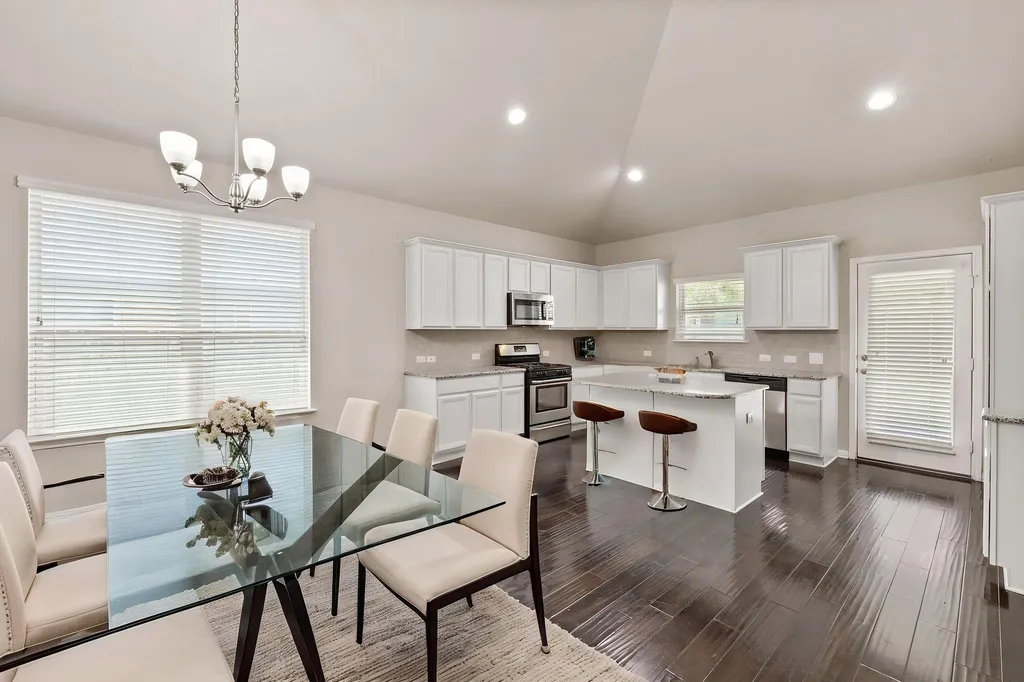 212 La Grotta Lane Georgetown TX 78628