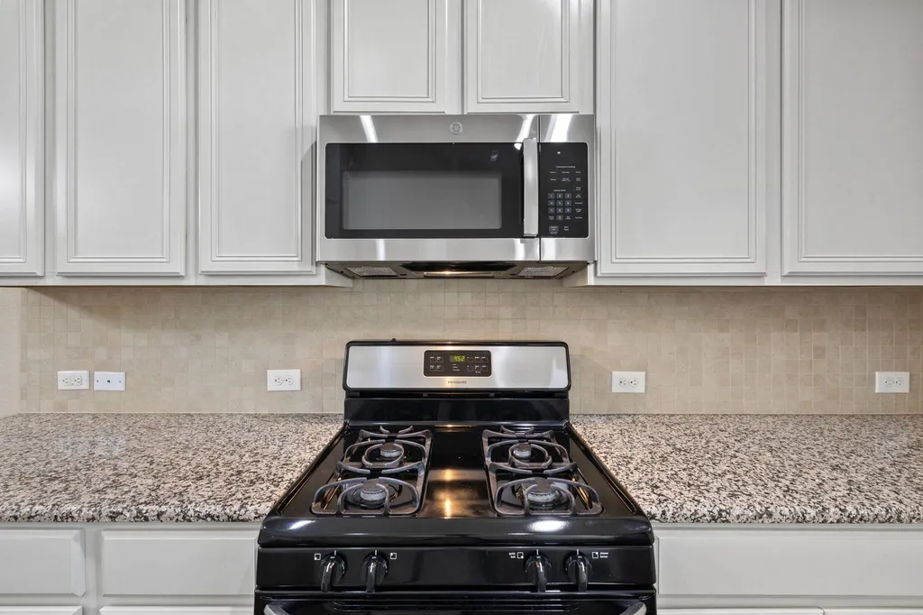 212 La Grotta Lane Georgetown TX 78628