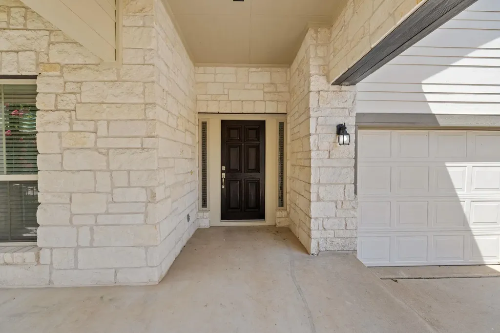 212 La Grotta Lane Georgetown TX 78628