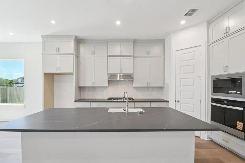 110 Comfort Drive Buda TX 78610