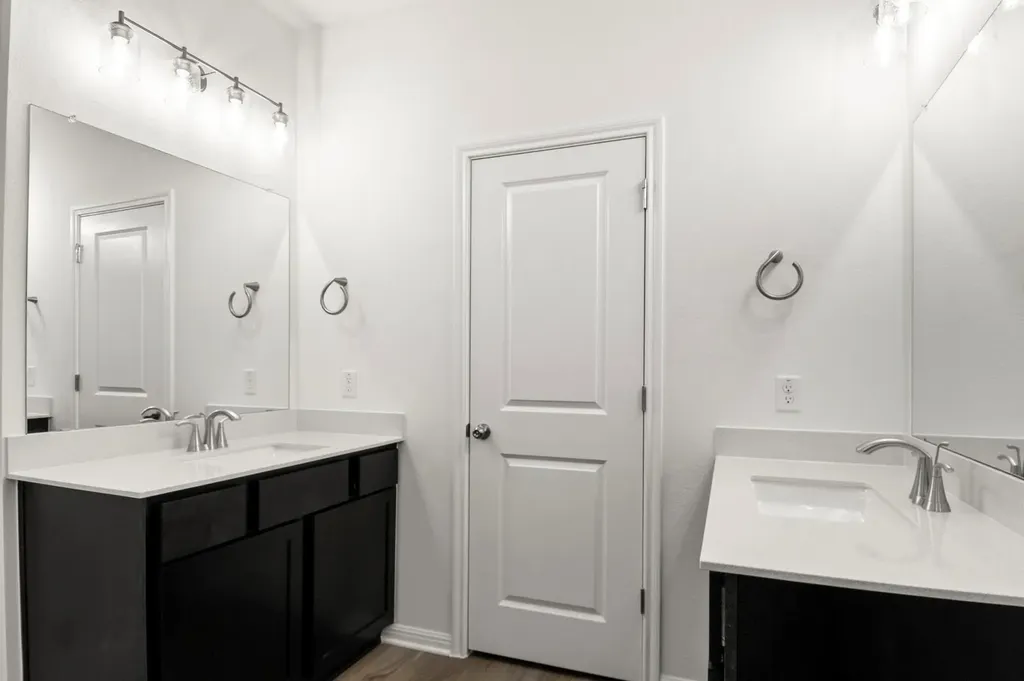 304 Bay Breeze Drive Kyle TX 78640