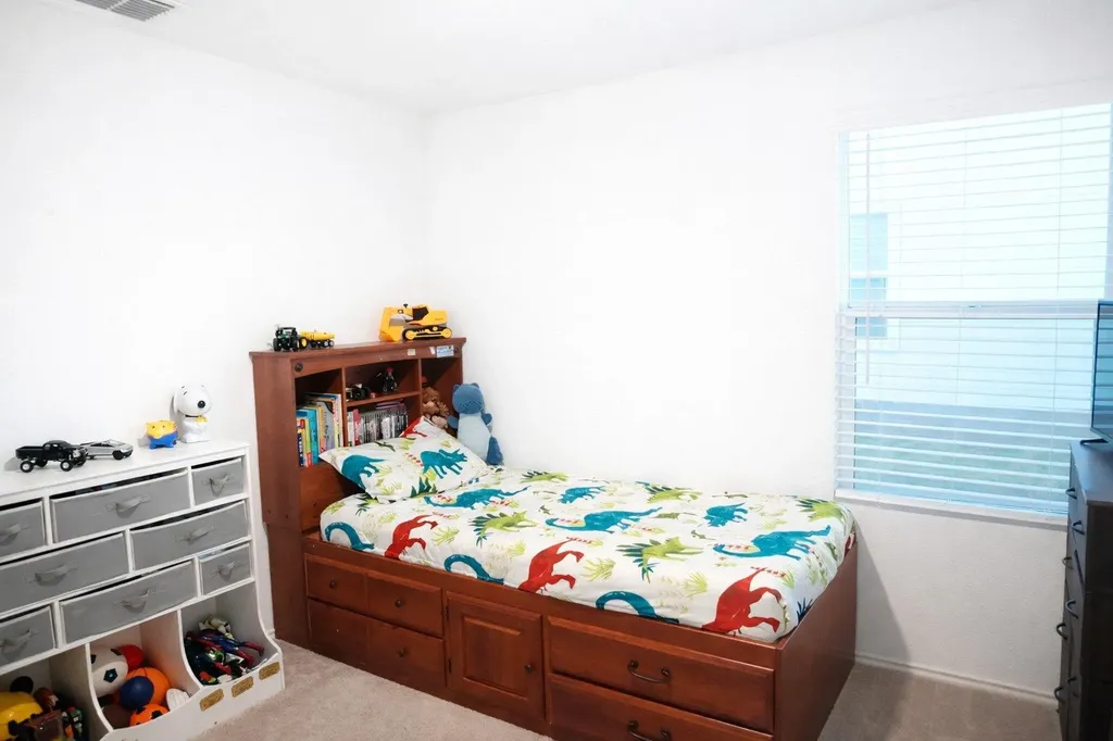 609 Marty Allen Loop Jarrell TX 76537