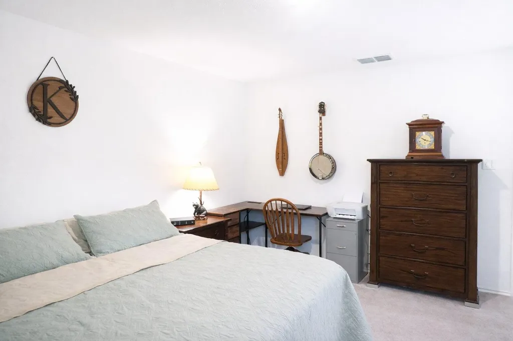 609 Marty Allen Loop Jarrell TX 76537