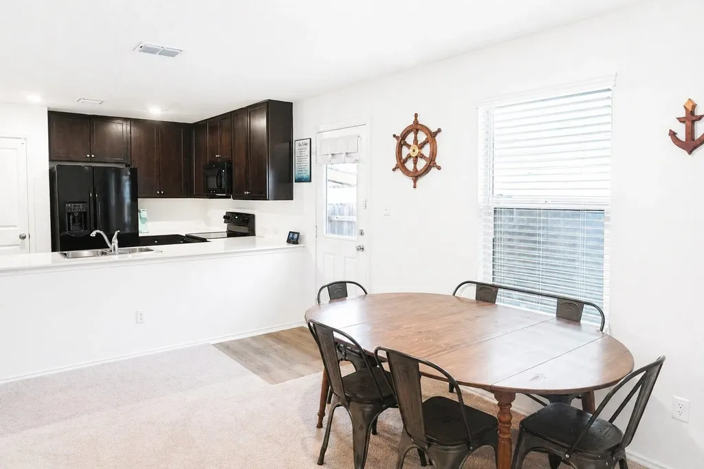 609 Marty Allen Loop Jarrell TX 76537