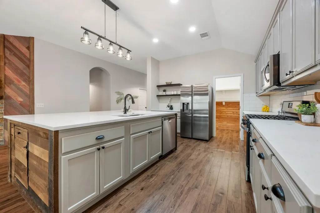 712 Kingston Lacy Boulevard Pflugerville TX 78660
