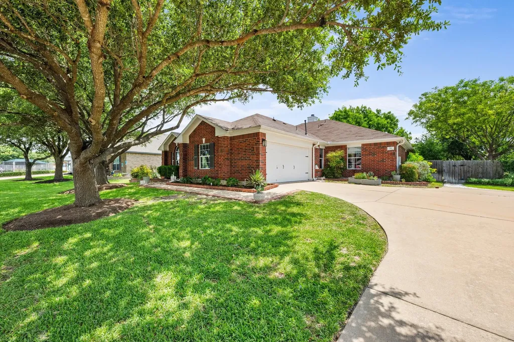 712 Kingston Lacy Boulevard Pflugerville TX 78660