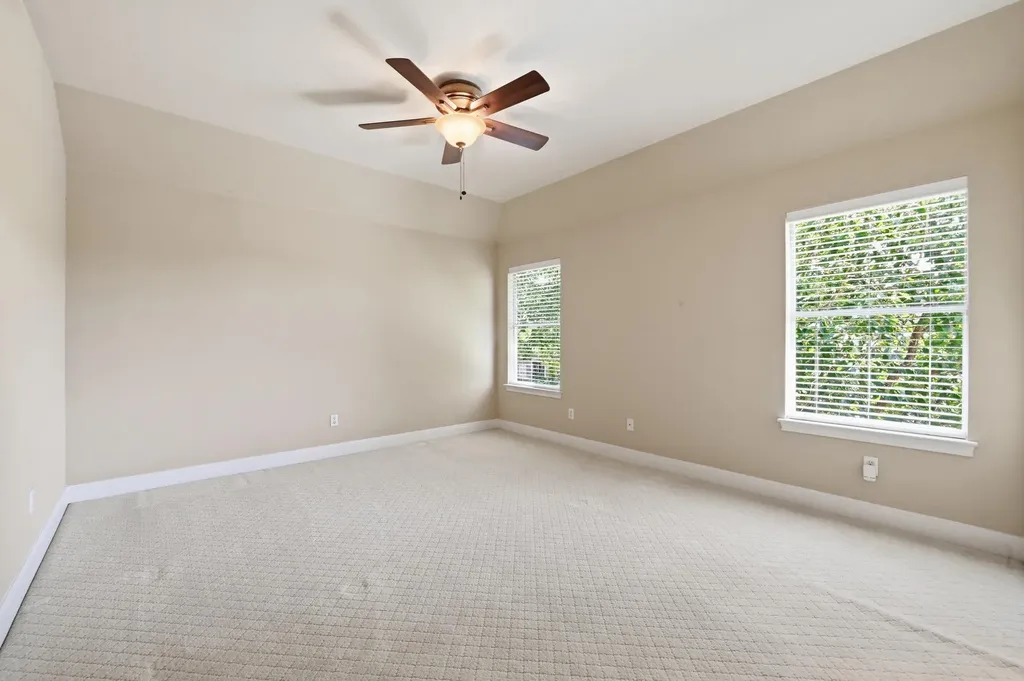 111 Whitley Drive Austin TX 78738