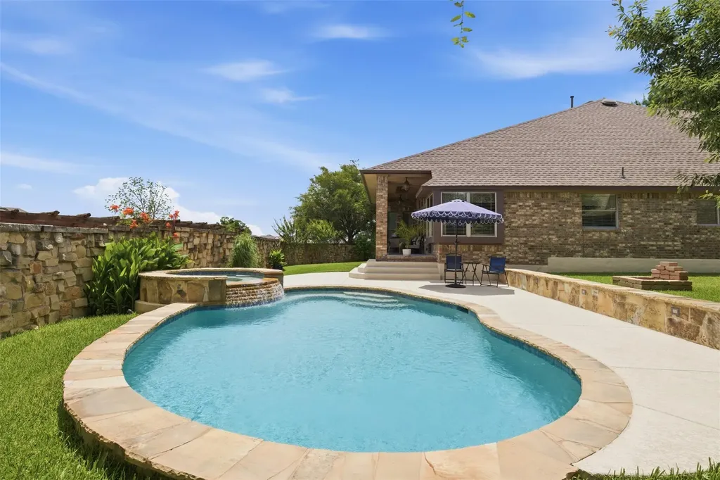 2568 Santa Barbara Loop Round Rock TX 78665