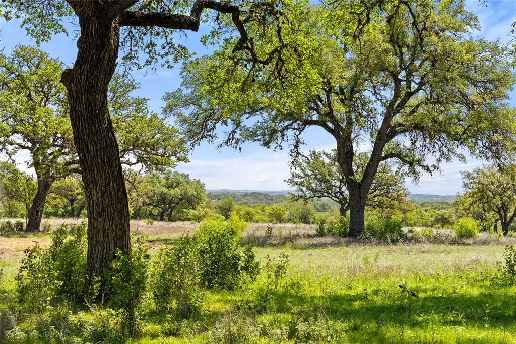 795 Gibson Road Johnson City TX 78636