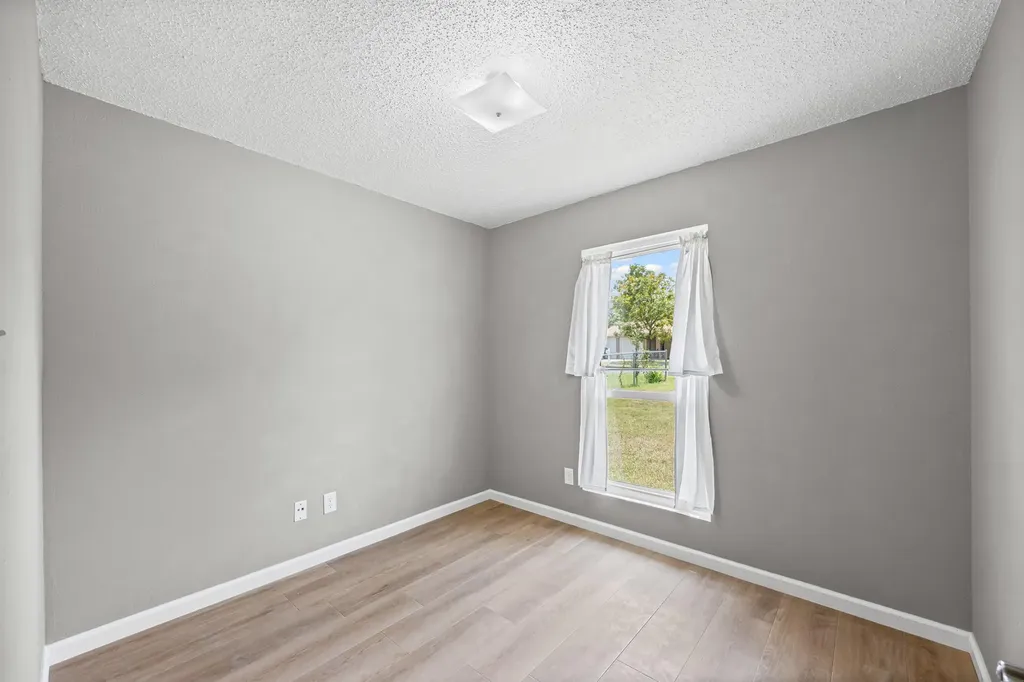 1206 S Trace Drive Austin TX 78745