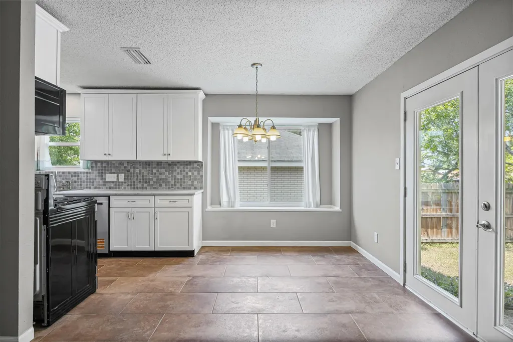 1206 S Trace Drive Austin TX 78745