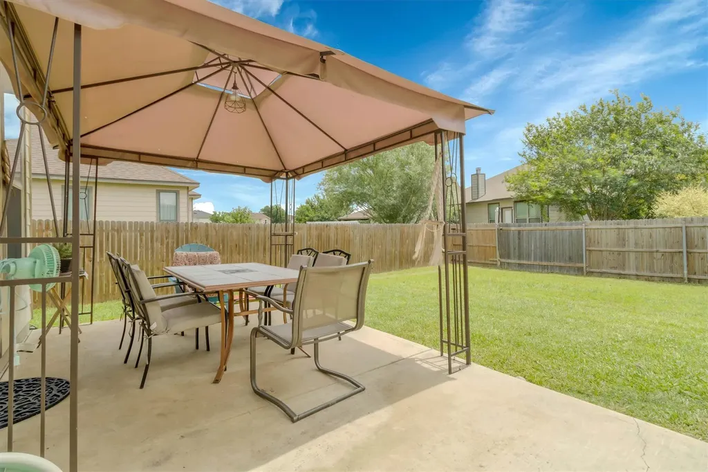 460 Waterleaf Boulevard Kyle TX 78640