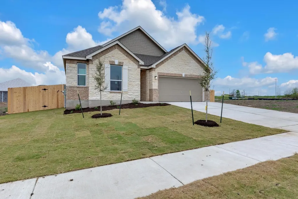 15009 Kiger Mustang Drive Manor TX 78653