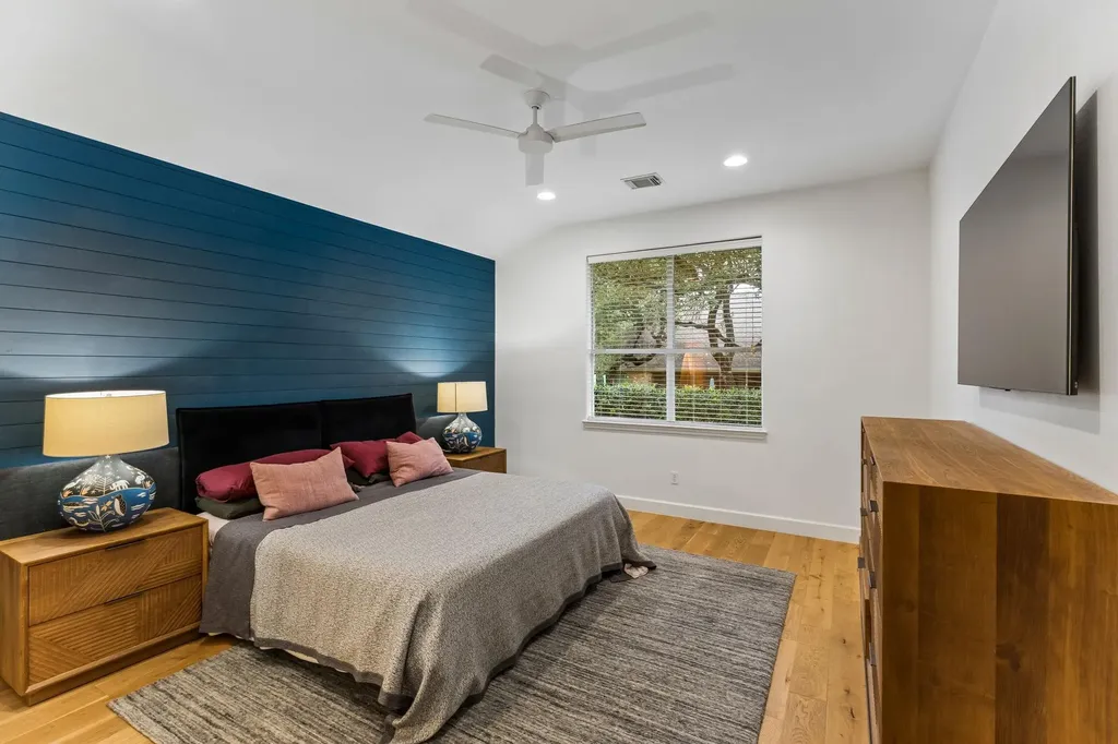 8112 Alophia Drive Austin TX 78739
