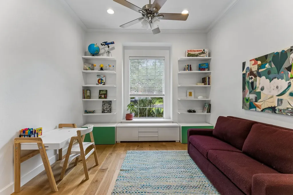 8112 Alophia Drive Austin TX 78739