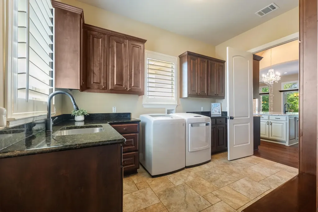 224 Neville Wood Court Austin TX 78738
