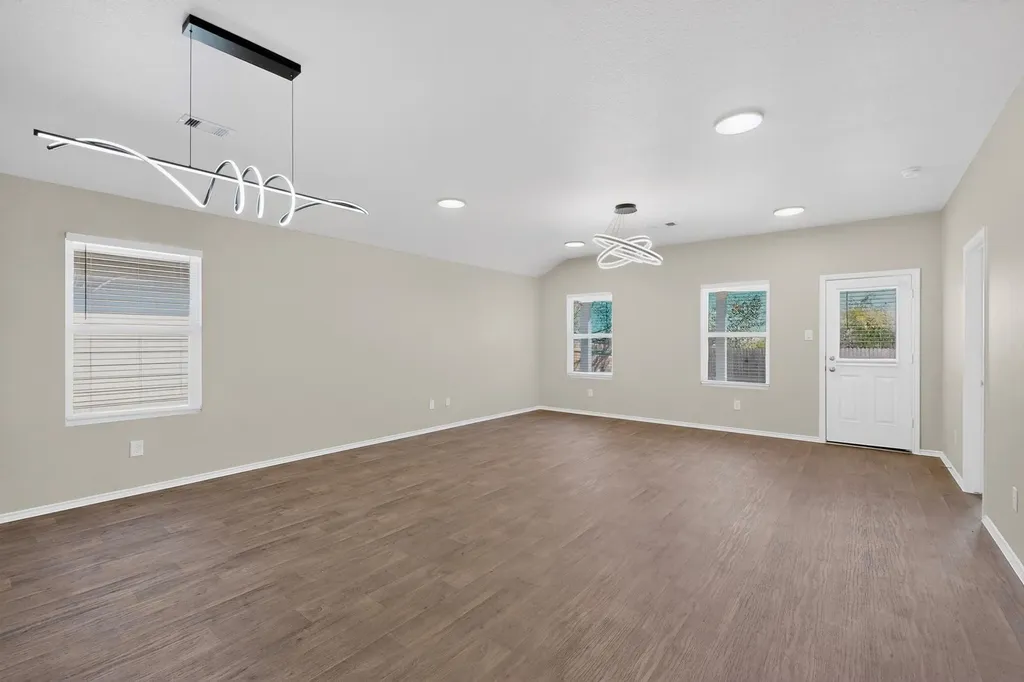 218 Sickle Loop Kyle TX 78640