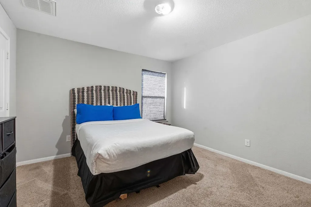 15101 Shell Bark Cove Austin TX 78724