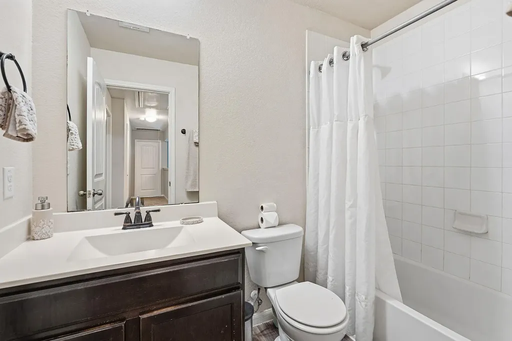 15101 Shell Bark Cove Austin TX 78724