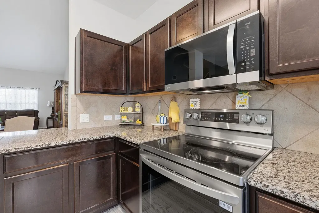 15101 Shell Bark Cove Austin TX 78724