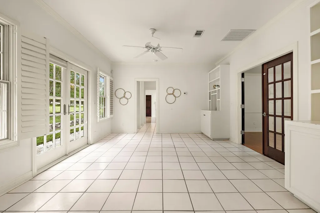 901 Lauder Drive Spicewood TX 78669