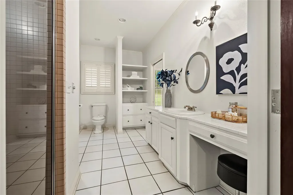 901 Lauder Drive Spicewood TX 78669